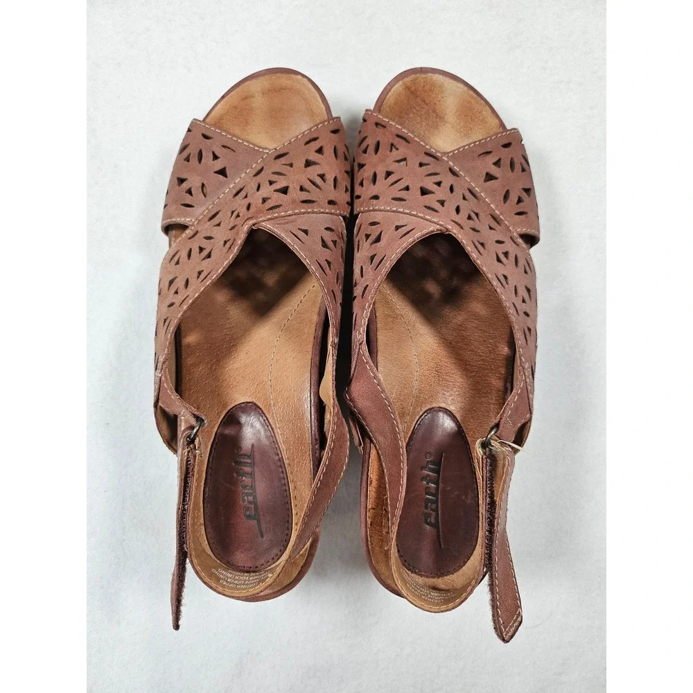 Earth Aries Brown Leather Laser Cut Cork Wedge Sandals Size 9.5B Boho‎ Comfort